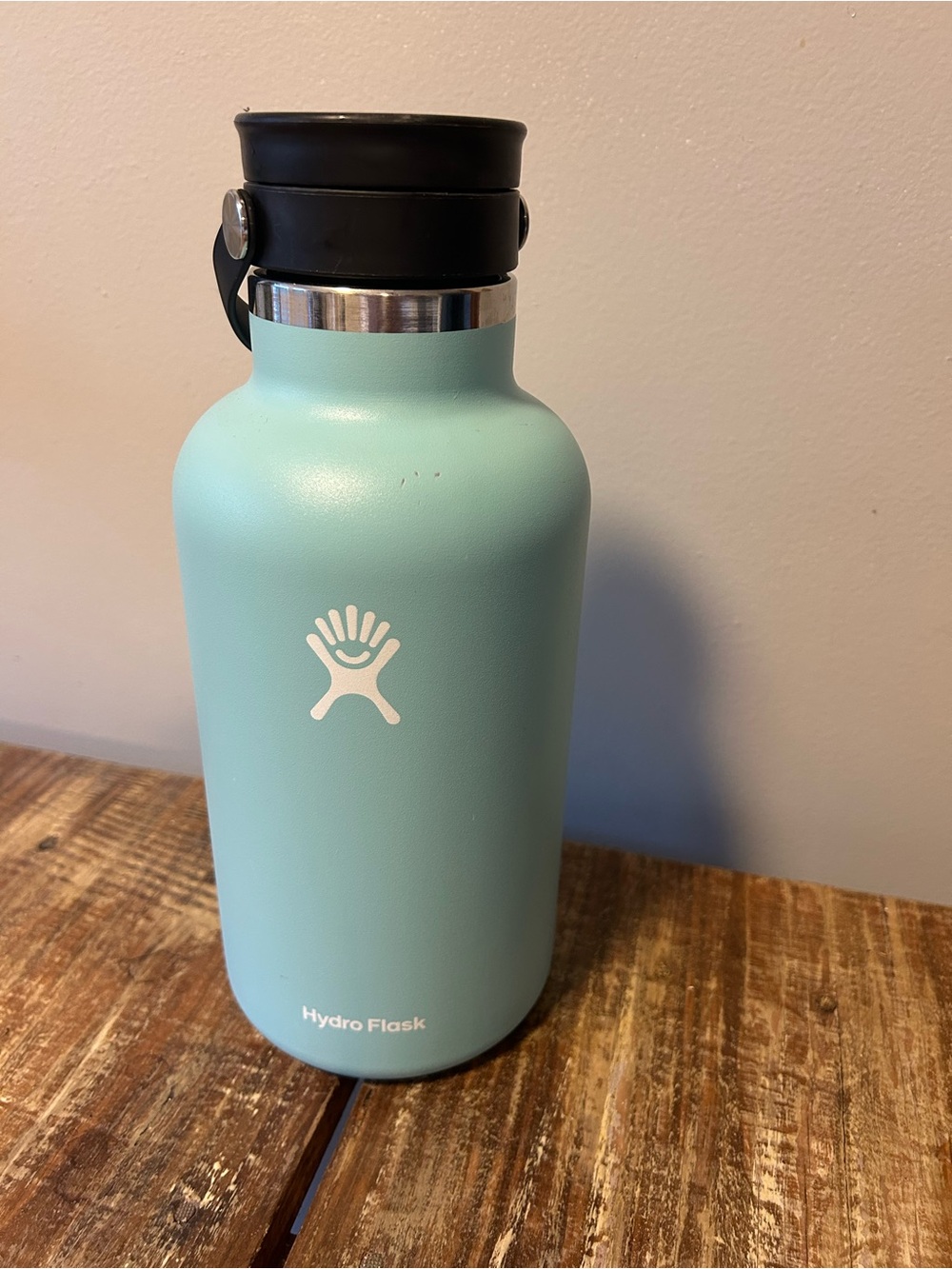 Hydro Flask Seafoam 64 oz Wide Mouth Flex Sip Lis